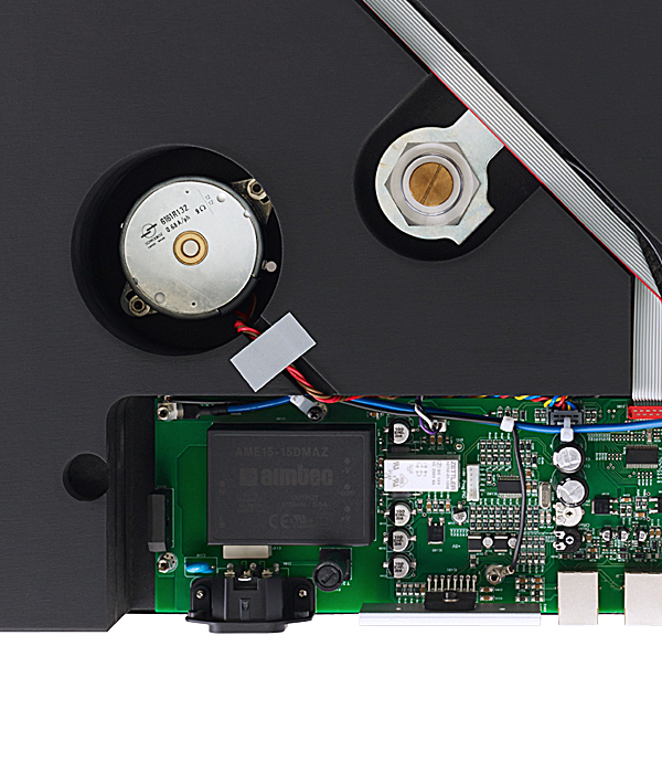 T+A G 2000 R Turntable
